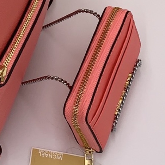 Michael Kors Medium Zip Around Card Case Wallet - Picture 5 of 10